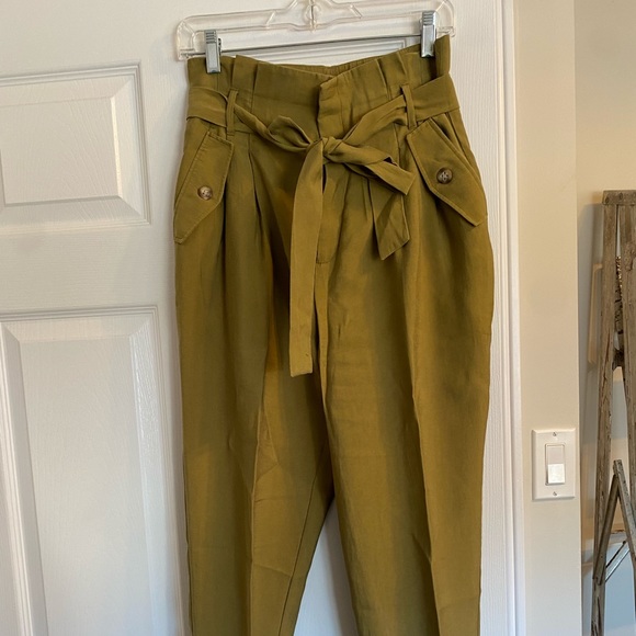 H&M Pants - H&M high waist pants; olive colour; size 6